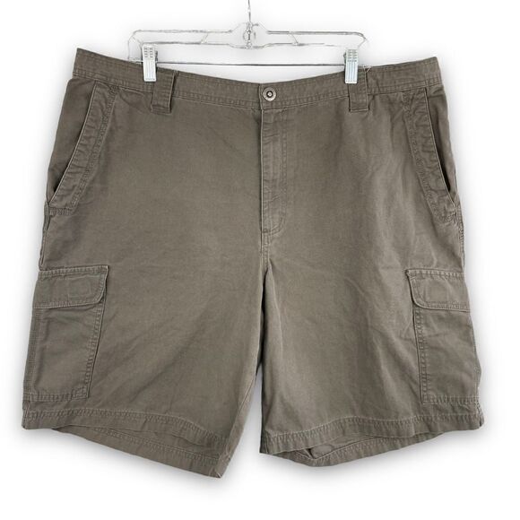 Columbia Men's Cargo Shorts Size 42W 9L Cargo Shorts Green - Picture 1 of 7